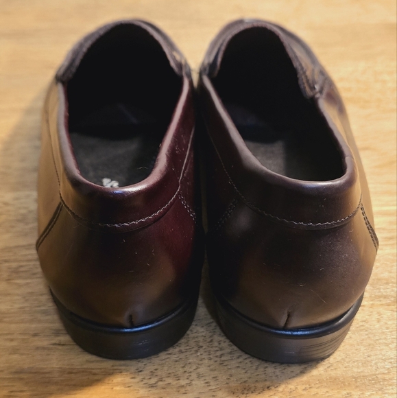 Hush Puppies Unisex Loafers ✨️ - Picture 7 of 10